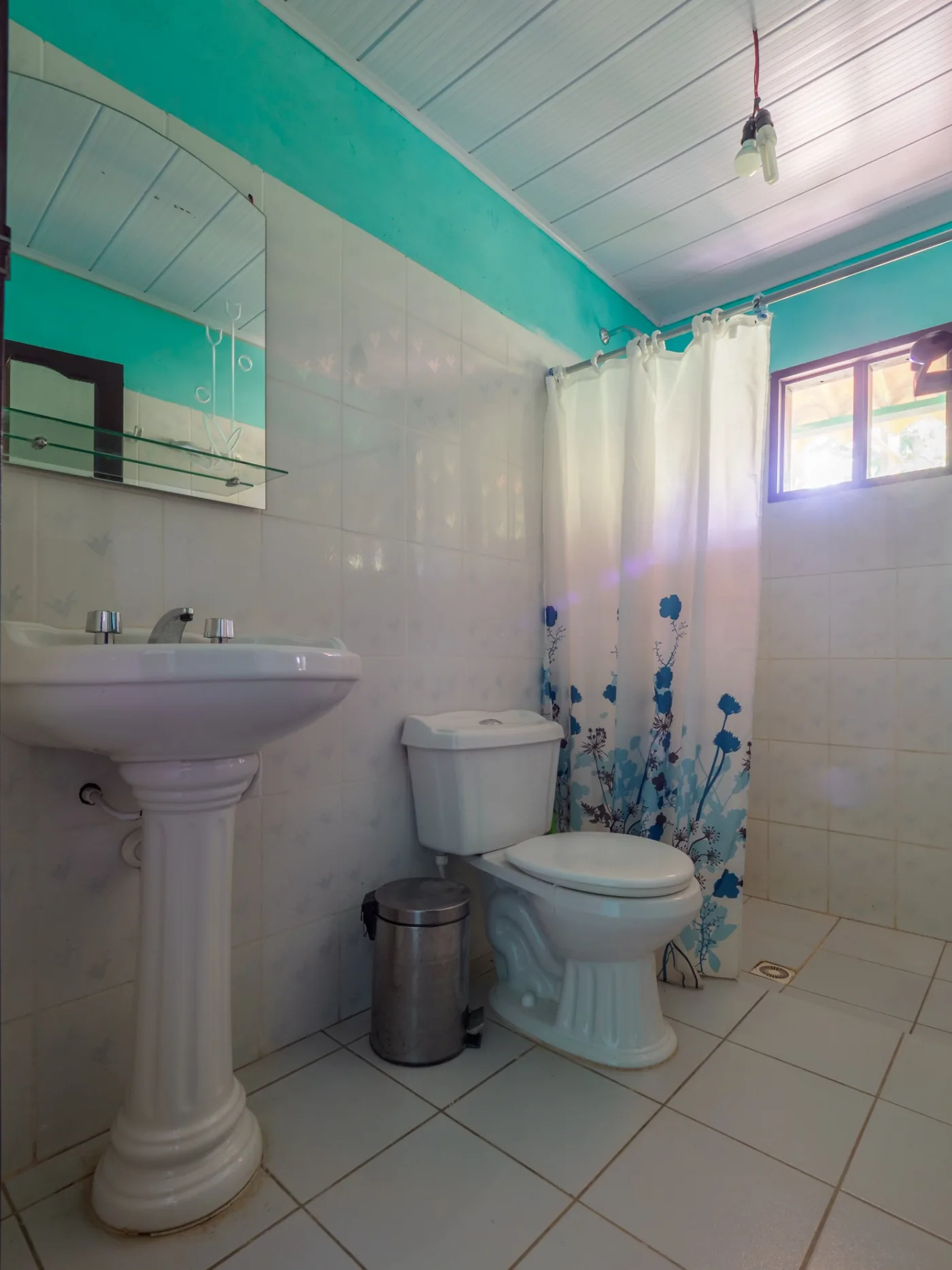Private ensuite bathroom at Chuchini Private Amazon Jungle Reserve & Eco Lodge