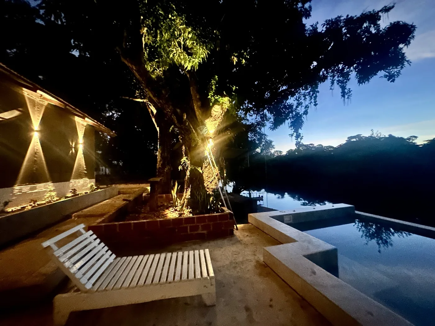 Evening relaxation at Chuchini Eco Lodge