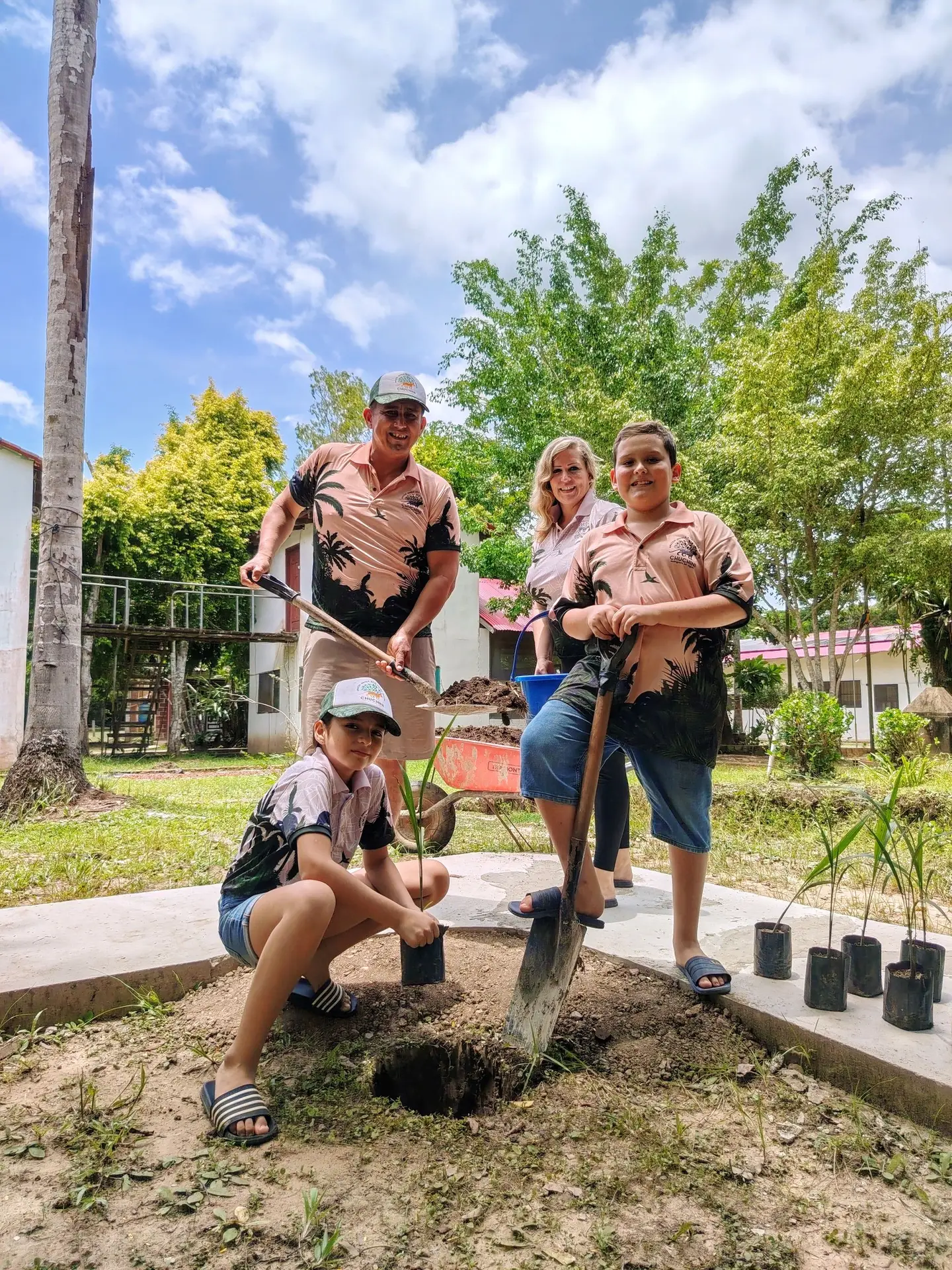 Palmera Habitat Reforesting the Amazon for Wildlife Conservation Chuchini Family | Chuchini Amazon Jungle Tour + Pampas Tour Bolivia typeclassvariantsmetabreakpointdesktopstatenullpropsalign self$$typestringvaluecentercustom cssnullhtmlCache